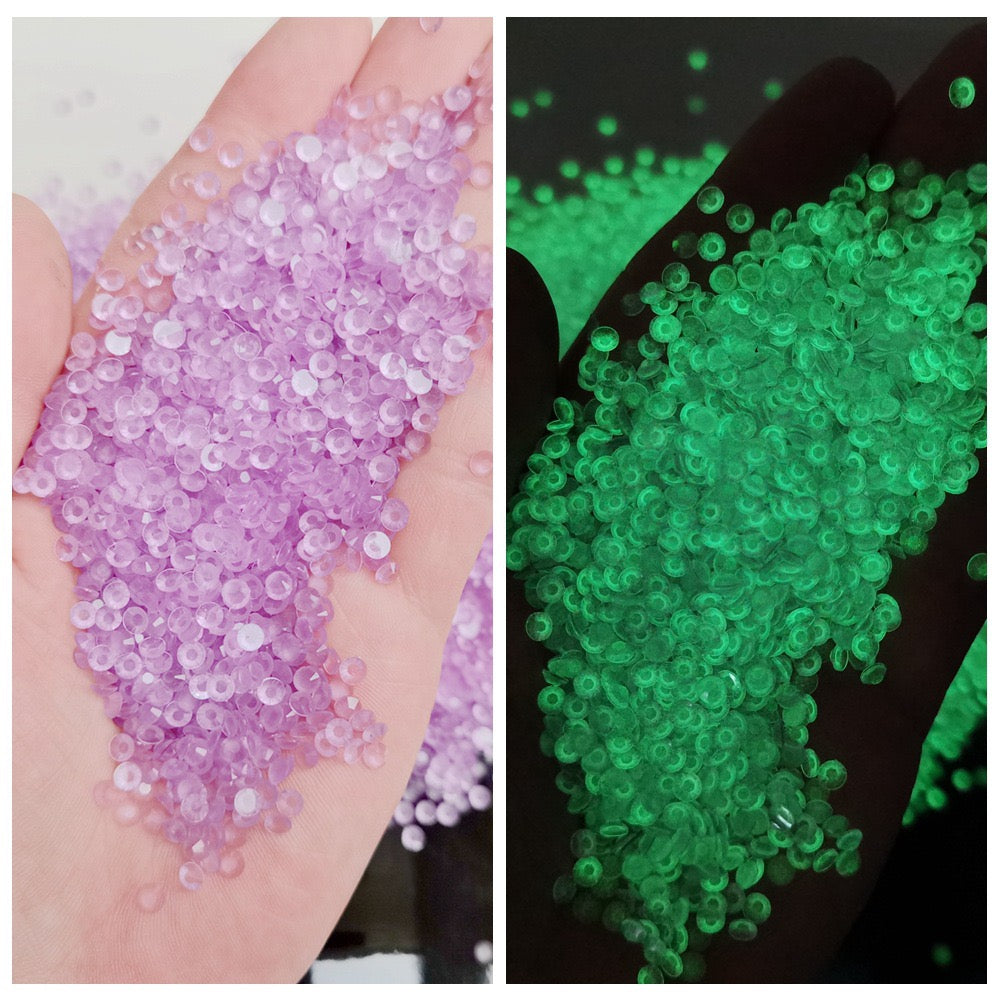 【A130】Glow In Dark Resin Rhinestones for DIY 3mm-5mm Mixed